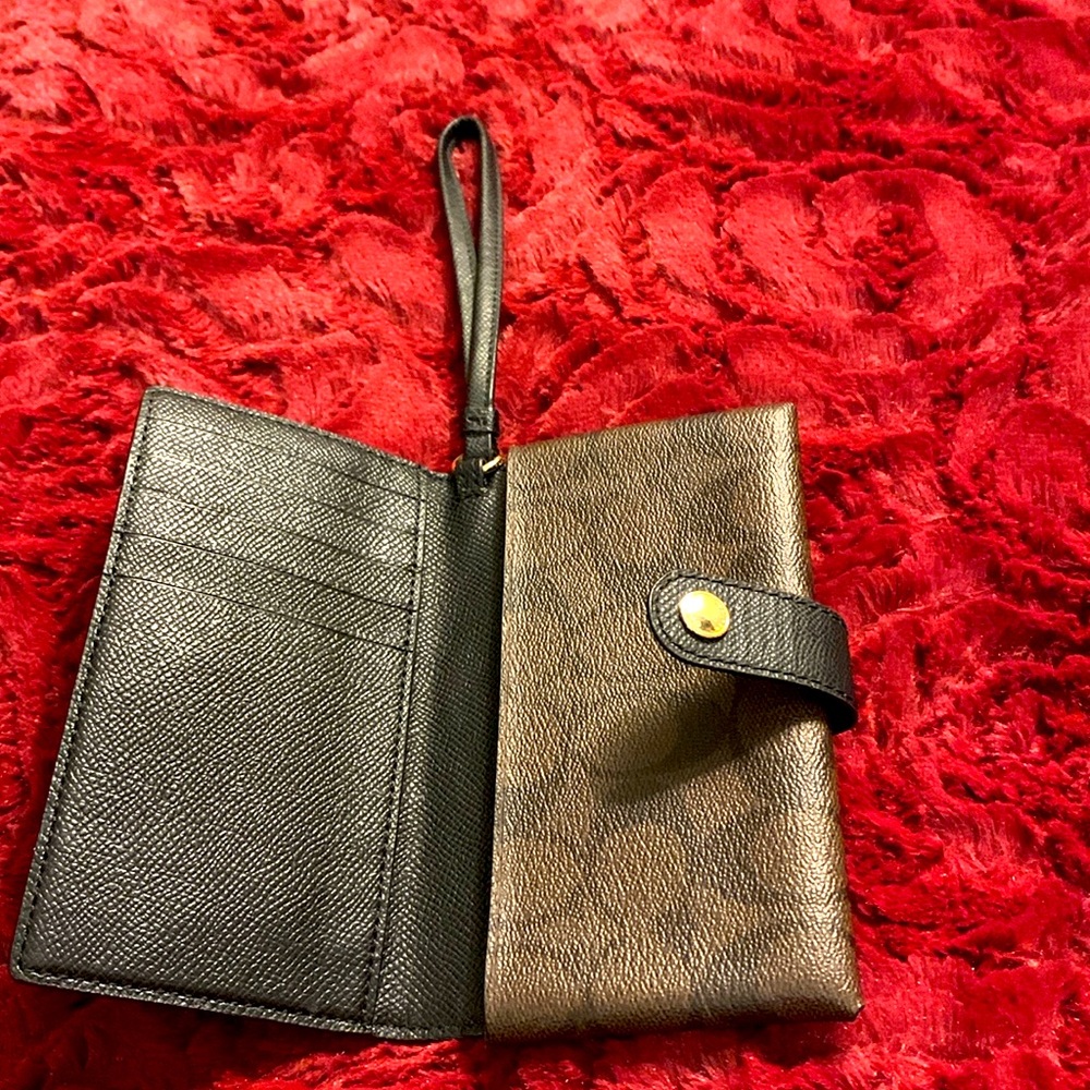 Like New Coach Wallet Wristlet - Picture 3 of 6